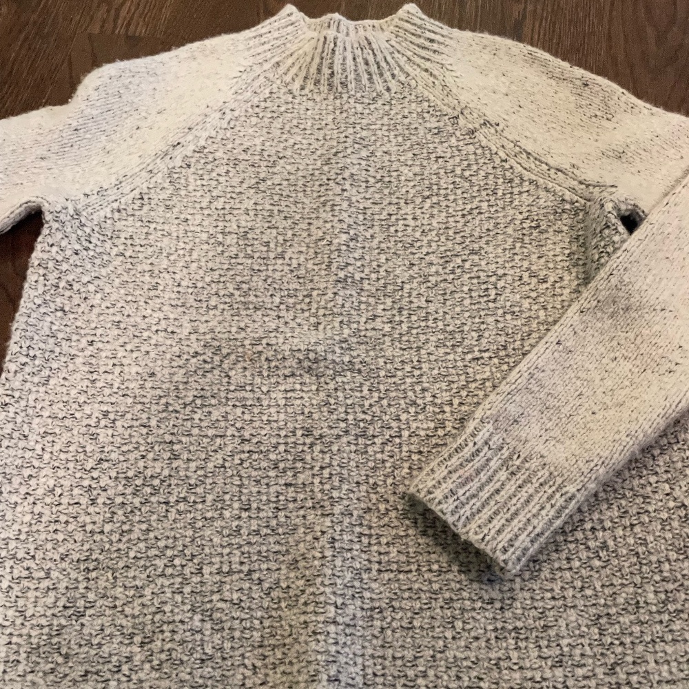 Vince Gray Sweater